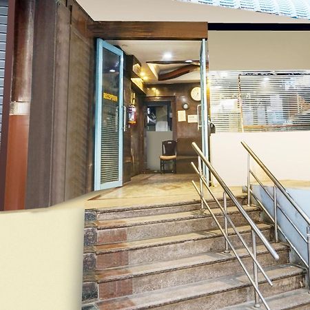Super Hotel O Padmavathi Puram Near Railway Station Tirupati Exterior foto